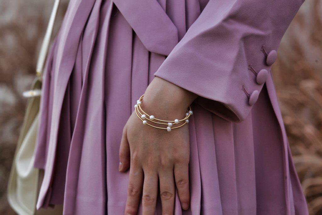 Starry Sky, Gold-tone Pearl Bracelet - Pearlescence & Co.